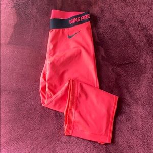 Nike Crop Compression leggings